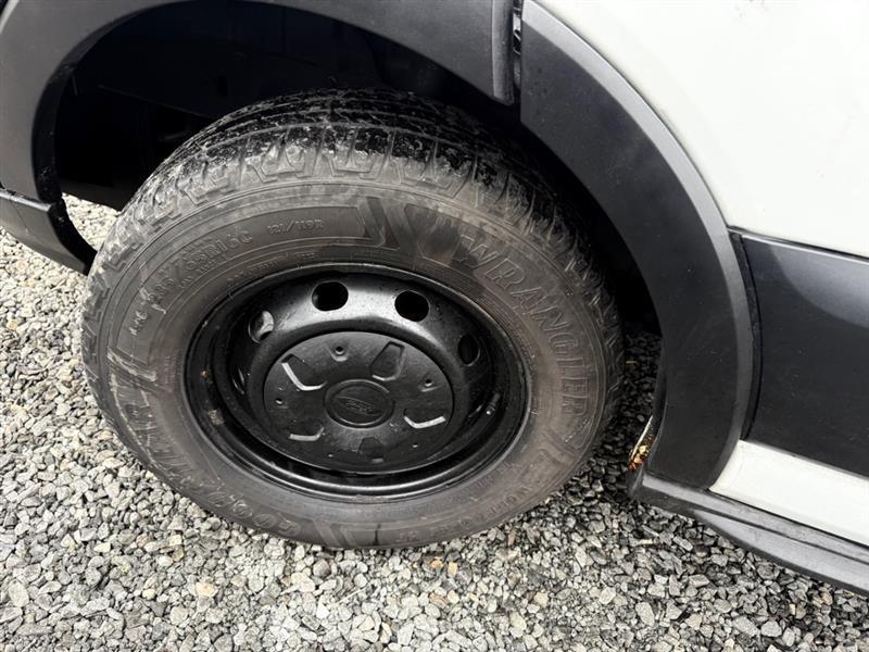 Ford Transit 250 Van Low Roof 60/40 Pass.130-in. WB 2016