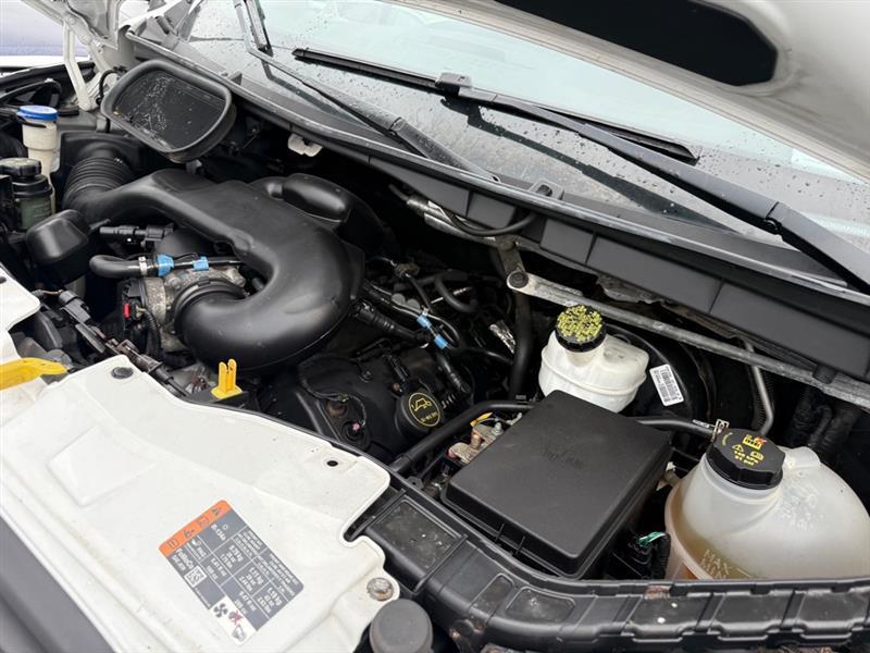 Ford Transit 250 Van Low Roof 60/40 Pass.130-in. WB 2016