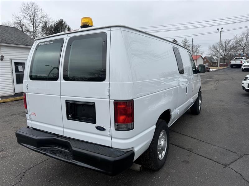 Ford Econoline E-250 2014