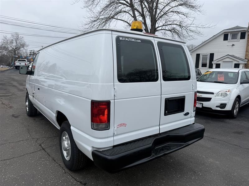 Ford Econoline E-250 2014