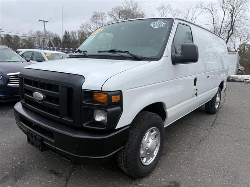 Ford Econoline E-250 2014