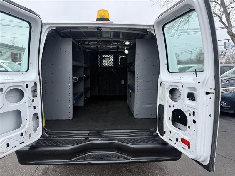 Ford Econoline E-250 2014