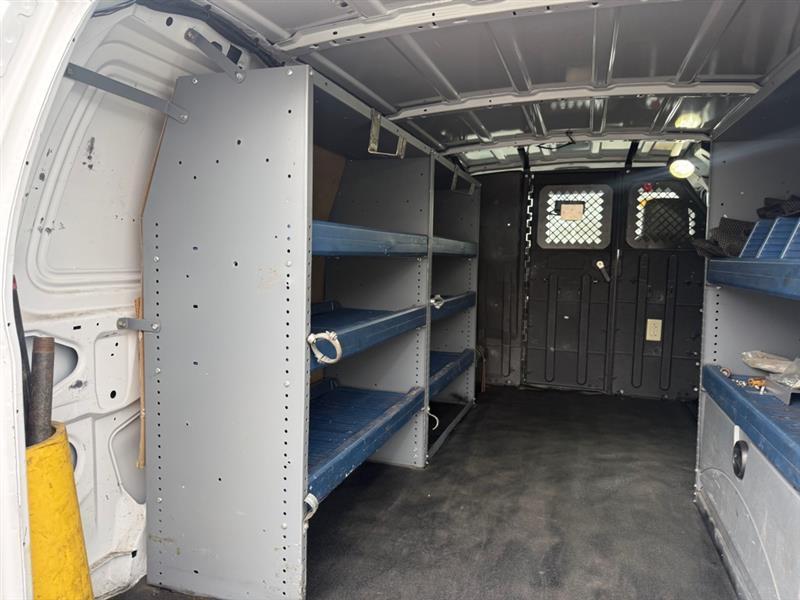 Ford Econoline E-250 2014