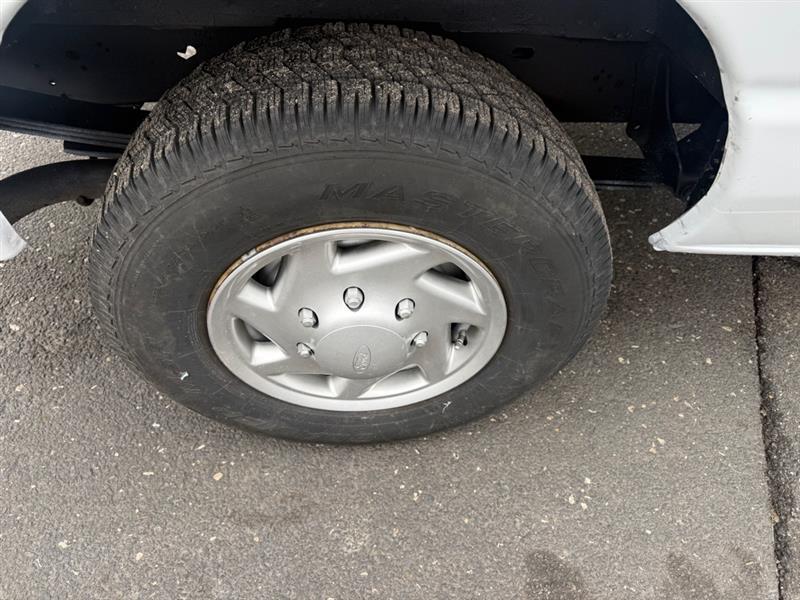 Ford Econoline E-250 2014