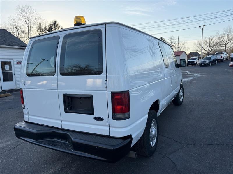 Ford Econoline E-250 2014