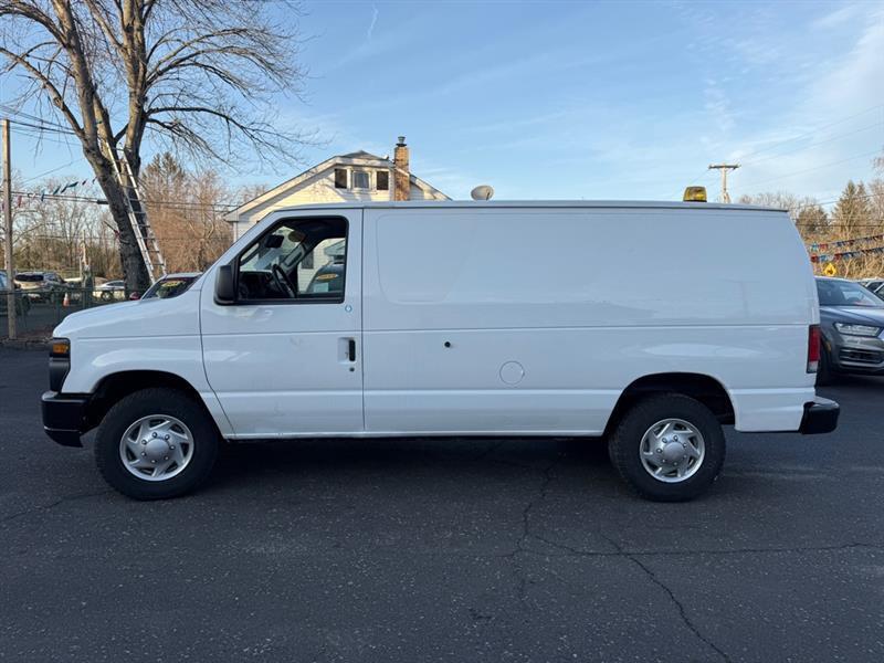 Ford Econoline E-250 2014