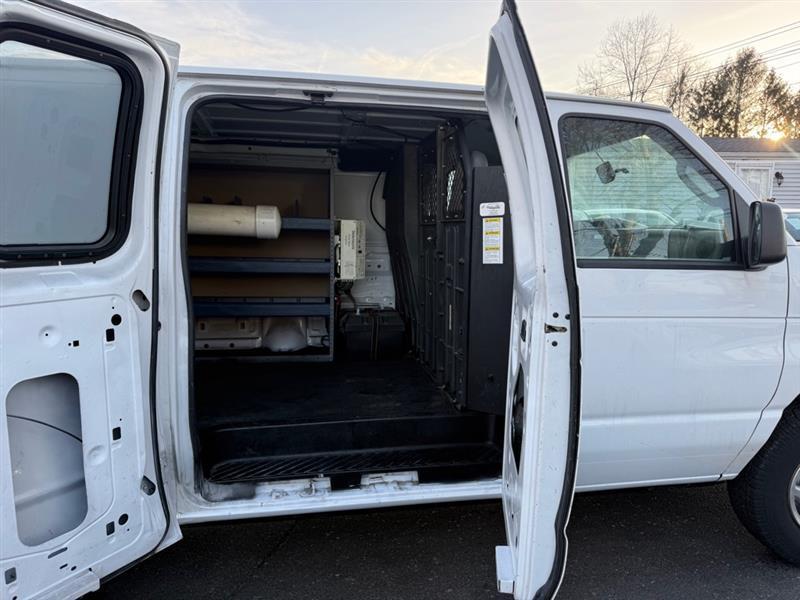 Ford Econoline E-250 2014