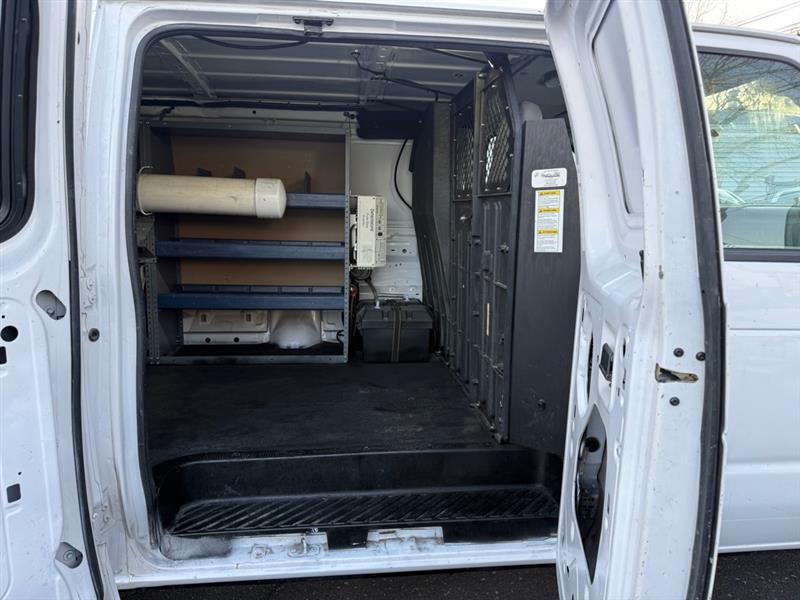 Ford Econoline E-250 2014