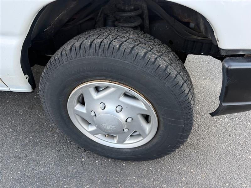 Ford Econoline E-250 2014