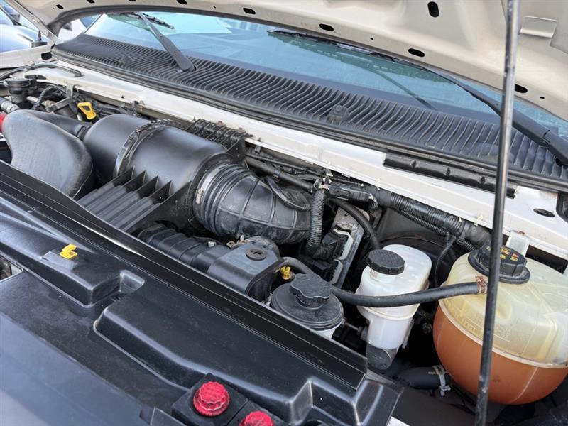 Ford Econoline E-250 2014