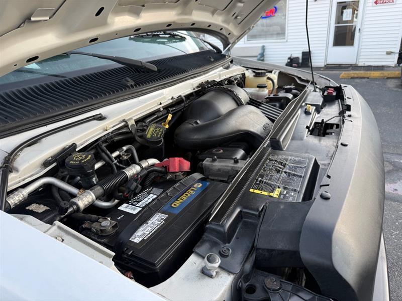 Ford Econoline E-250 2014