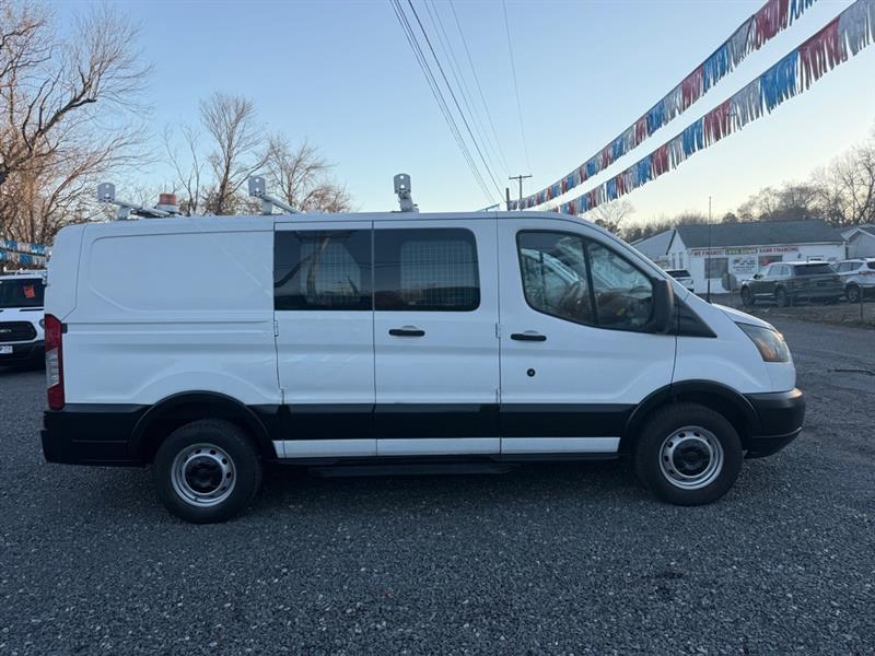 Ford Transit 250 Van Low Roof 60/40 Pass.130-in. WB 2016