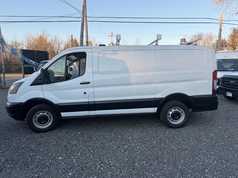 Ford Transit 250 Van Low Roof 60/40 Pass.130-in. WB 2016
