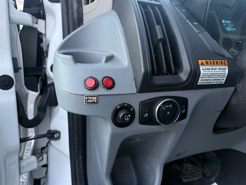 Ford Transit 250 Van Low Roof 60/40 Pass.130-in. WB 2016