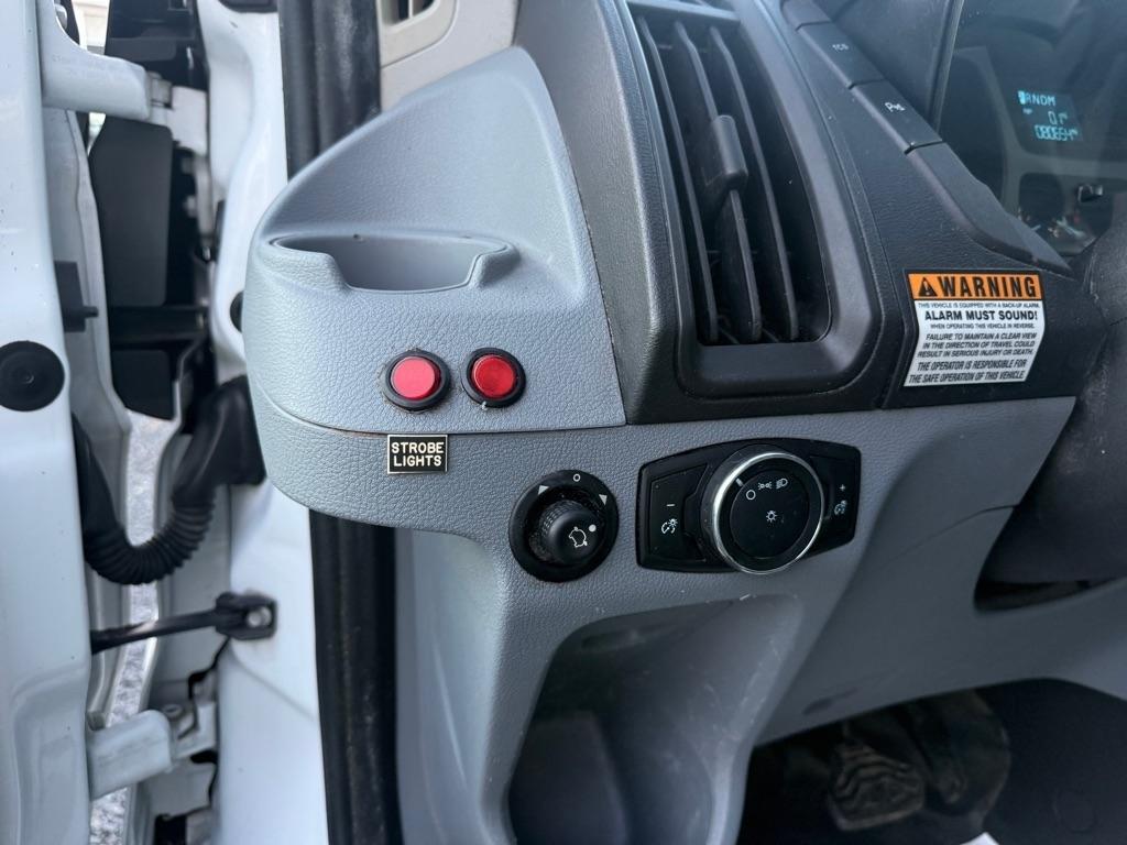 Ford Transit T-250 130" Low Rf 9000 GVWR Swing-Out RH Dr 2016