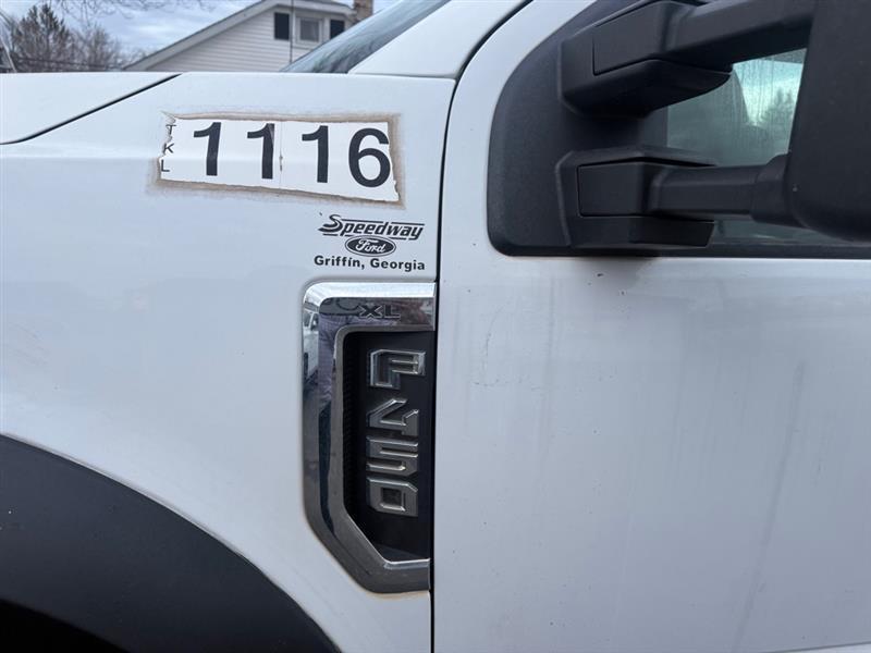 Ford F-450 SD Crew Cab DRW 2WD 2018