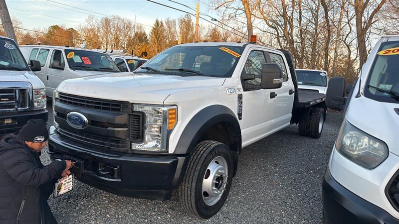 Ford F-450 SD Crew Cab DRW 2WD 2017