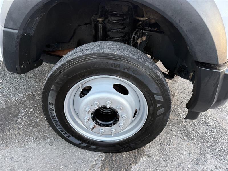 Ford F-450 SD Crew Cab DRW 2WD 2017