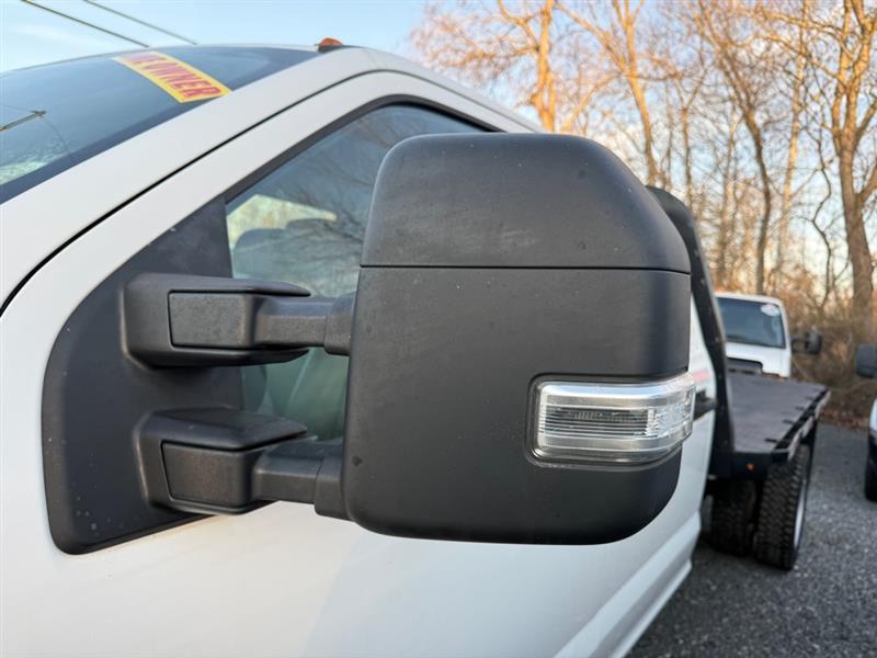 Ford F-450 SD Crew Cab DRW 2WD 2017