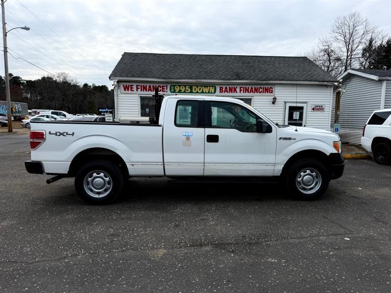 Ford F-150 XL SuperCab 8-ft. Bed 4WD 2014