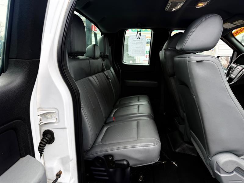 Ford F-150 XL SuperCab 8-ft. Bed 4WD 2014