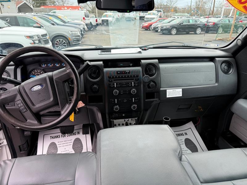 Ford F-150 XL SuperCab 8-ft. Bed 4WD 2013