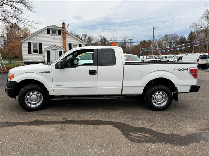 Ford F-150 XL SuperCab 8-ft. Bed 4WD 2013