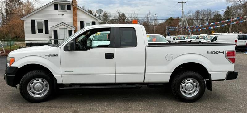 Ford F-150 XL SuperCab 8-ft. Bed 4WD 2013
