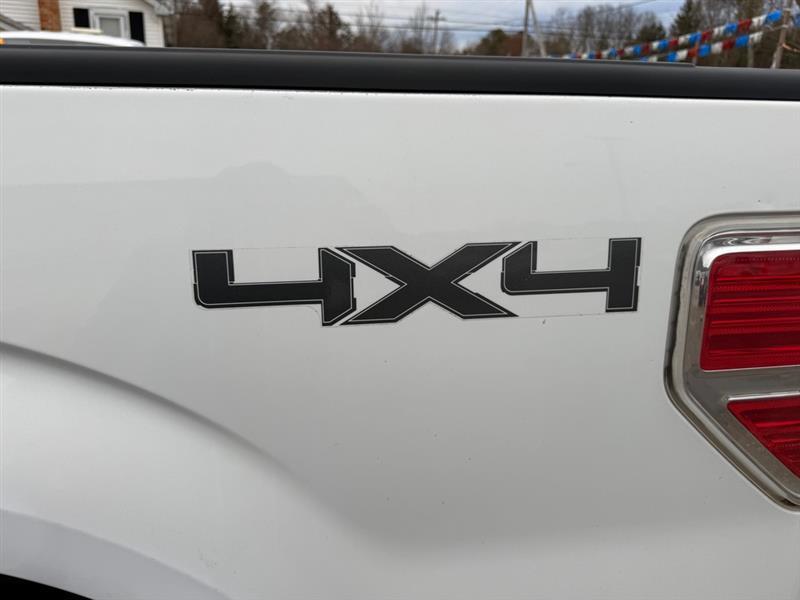 Ford F-150 XL SuperCab 8-ft. Bed 4WD 2013