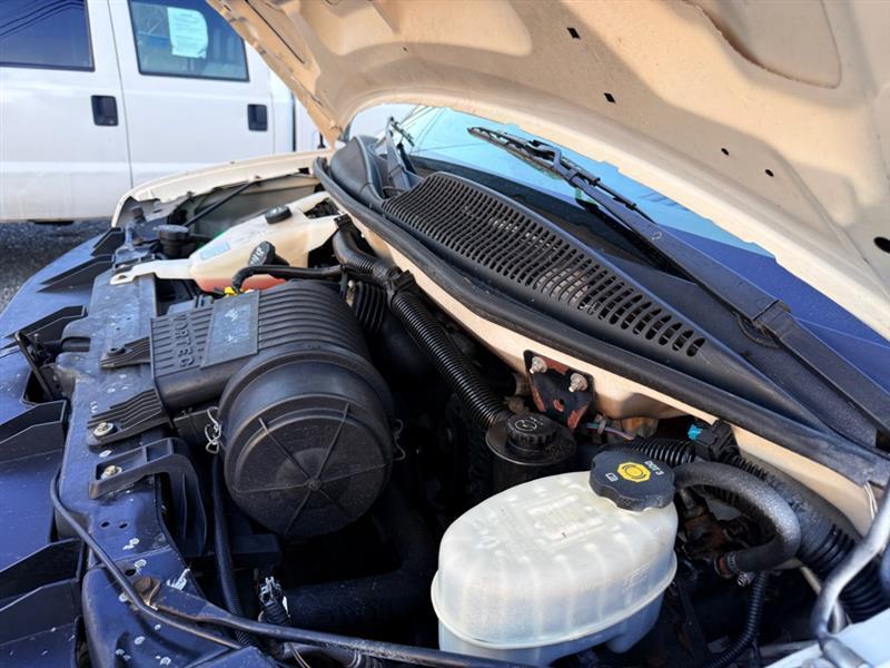 Chevrolet Express 2500 Cargo 2011