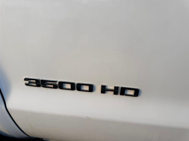 Chevrolet Silverado 3500HD Work Truck Long Box 2WD 2015