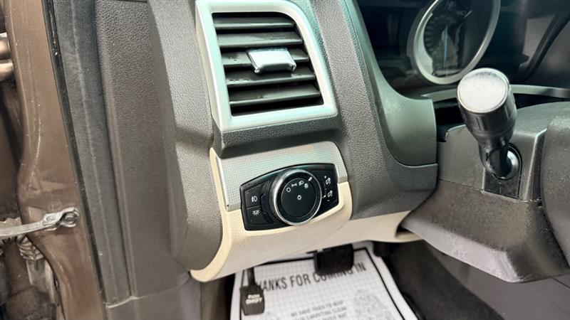 Ford Explorer XLT 4WD 2015