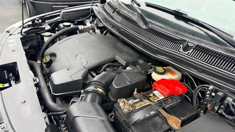 Ford Explorer XLT 4WD 2015