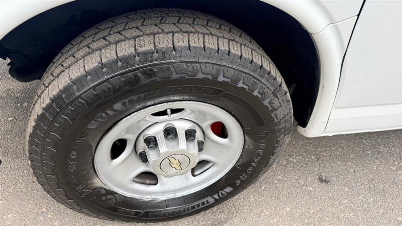 Chevrolet Express 2500 Cargo 2012