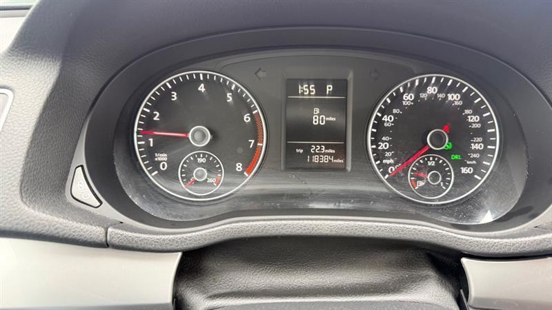 Volkswagen Passat 1.8T Wolfsburg AT 2014