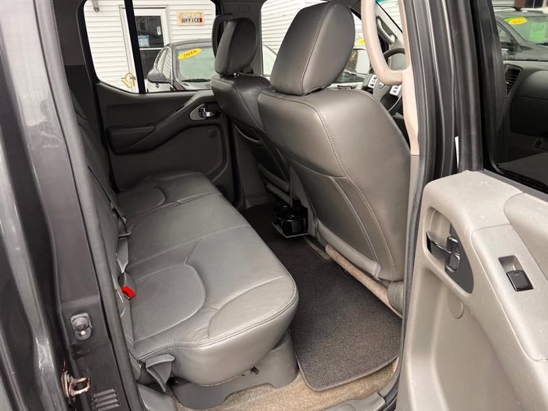 Nissan Frontier S Crew Cab 4WD 2013