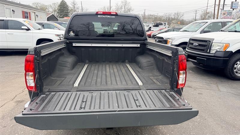 Nissan Frontier S Crew Cab 4WD 2013