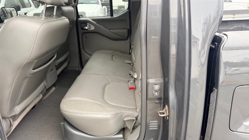 Nissan Frontier S Crew Cab 4WD 2013