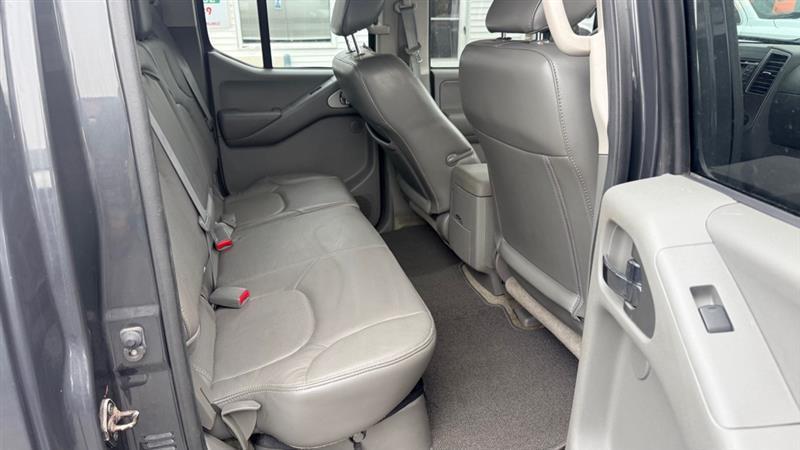 Nissan Frontier S Crew Cab 4WD 2013