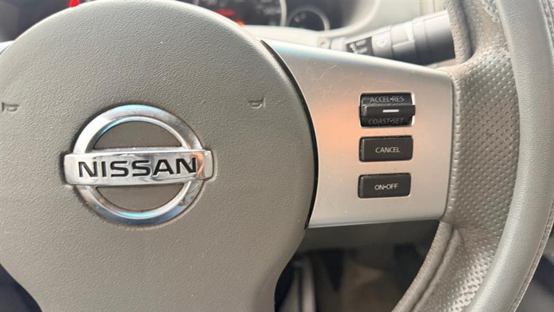 Nissan Frontier S Crew Cab 4WD 2013