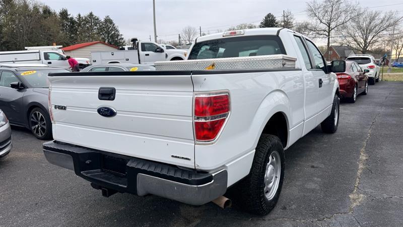 Ford F-150 XL SuperCab Short Bed 2WD 2013