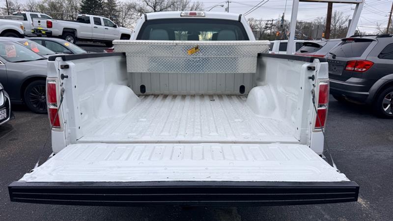 Ford F-150 XL SuperCab Short Bed 2WD 2013