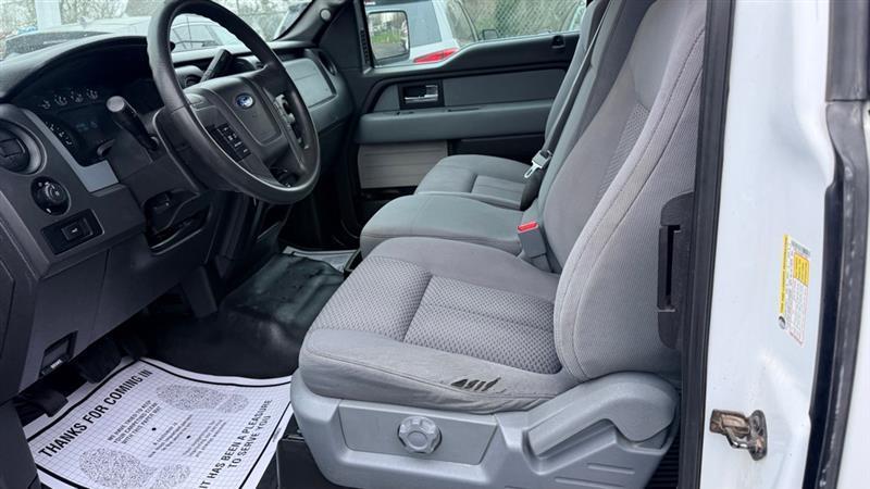 Ford F-150 XL SuperCab Short Bed 2WD 2013