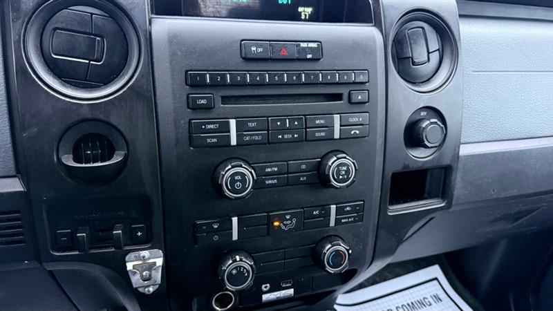 Ford F-150 XL SuperCab Short Bed 2WD 2013