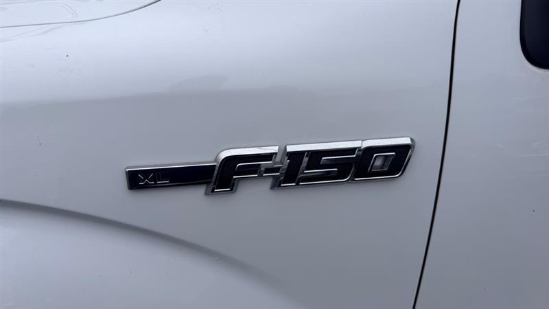 Ford F-150 XL SuperCab Short Bed 2WD 2013