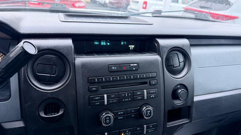 Ford F-150 XL SuperCab Short Bed 2WD 2013