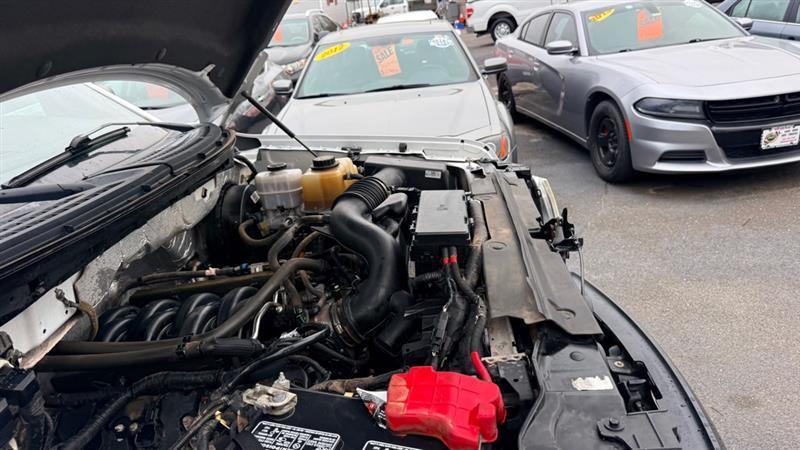 Ford F-150 XL SuperCab Short Bed 2WD 2013