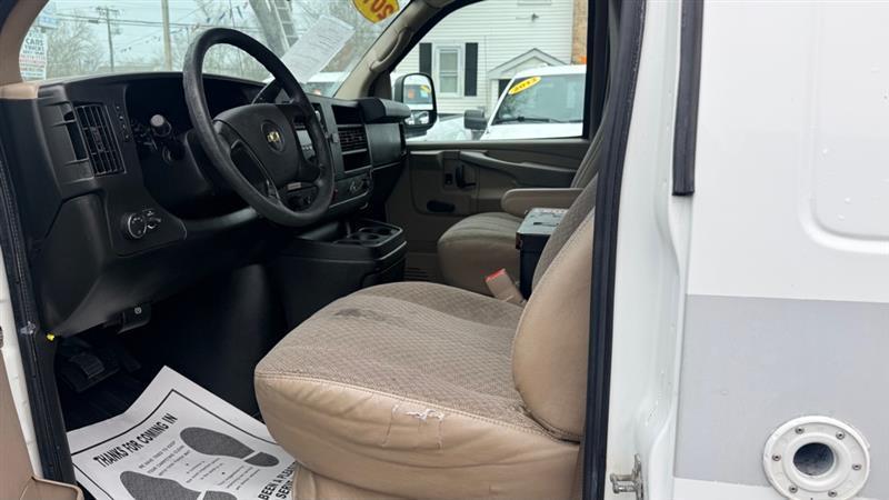 Chevrolet Express 2500 Cargo 2011