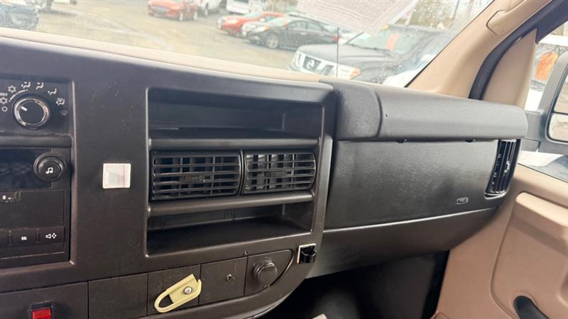 Chevrolet Express 2500 Cargo 2011