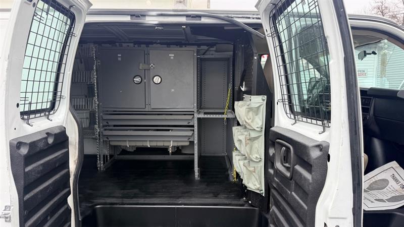 Chevrolet Express 2500 Cargo 2011